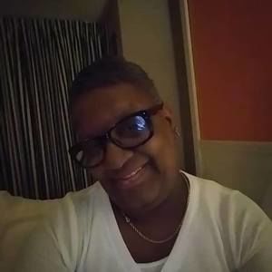 Meet your Posher, Deborah